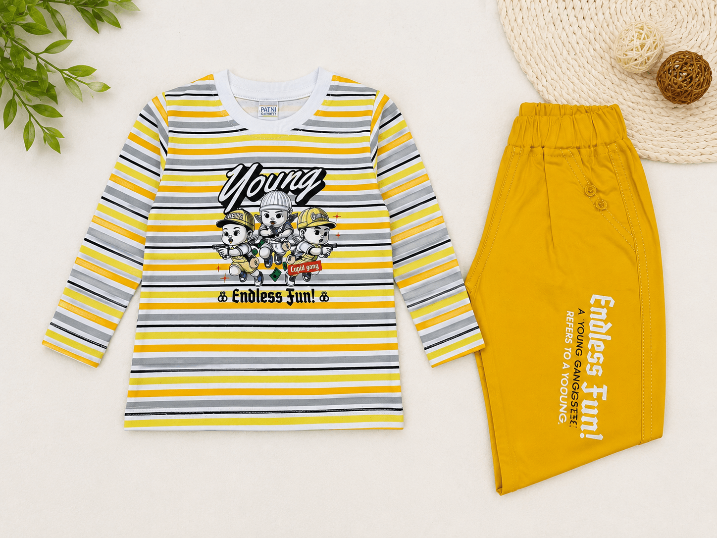 💙 Young Cartoon Print – Endless Fun! Boys Outfit Set 👦
